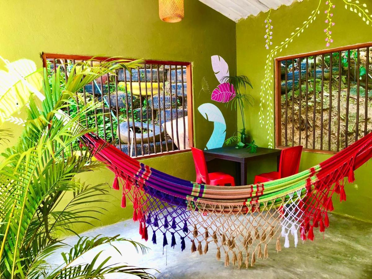 Sierra Kay Hostel Guachaca ภายนอก รูปภาพ