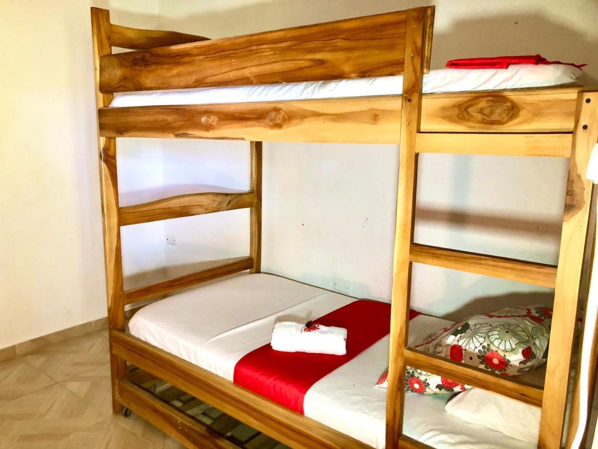 Sierra Kay Hostel Guachaca ห้อง รูปภาพ
